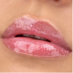 Essence Lipgloss Extreme Shine No.10 3