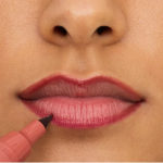 Essence Line N’ Stain 02 Must Have Brown 4